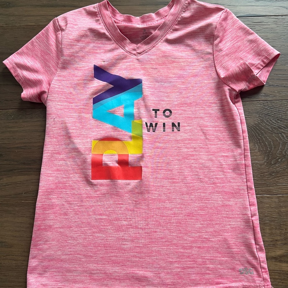PLAY To Win DSG Girls top tee shirt S 6/7